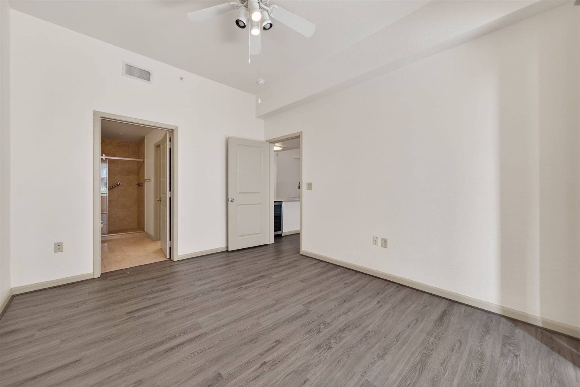 3505 Sage Road, #314, Houston, TX 77056 3505 Sage Road, #314, Houston, TX 77056