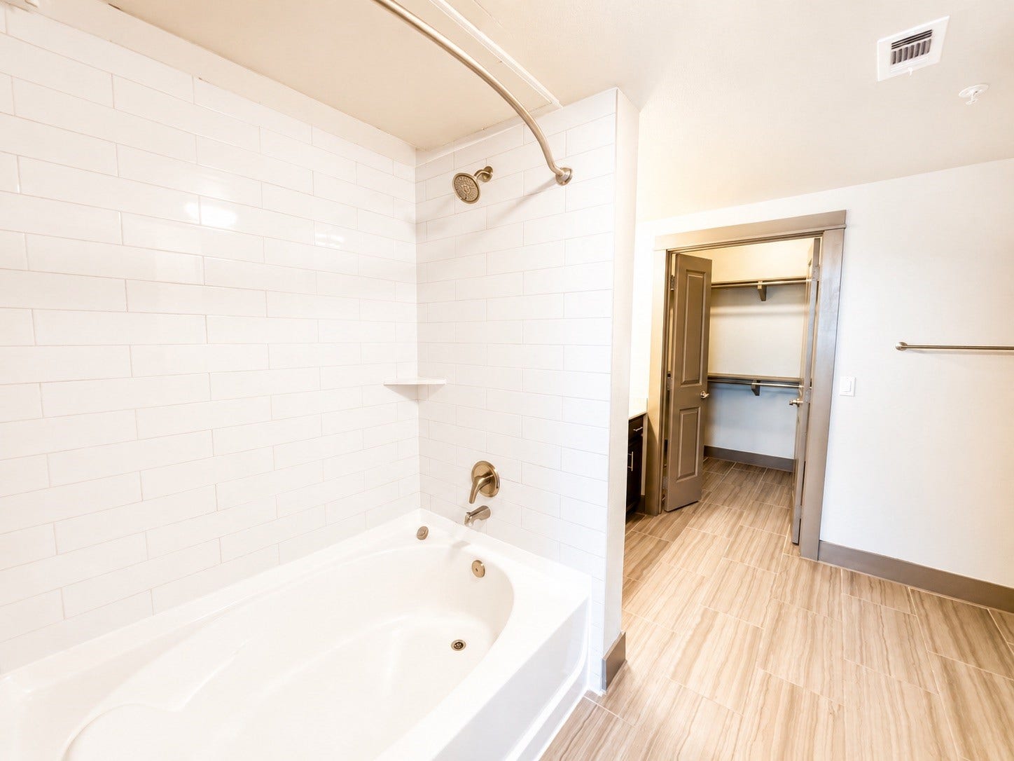 2910 Milam st Street, #1426, Houston, TX 77006 2910 Milam st Street, #1426, Houston, TX 77006