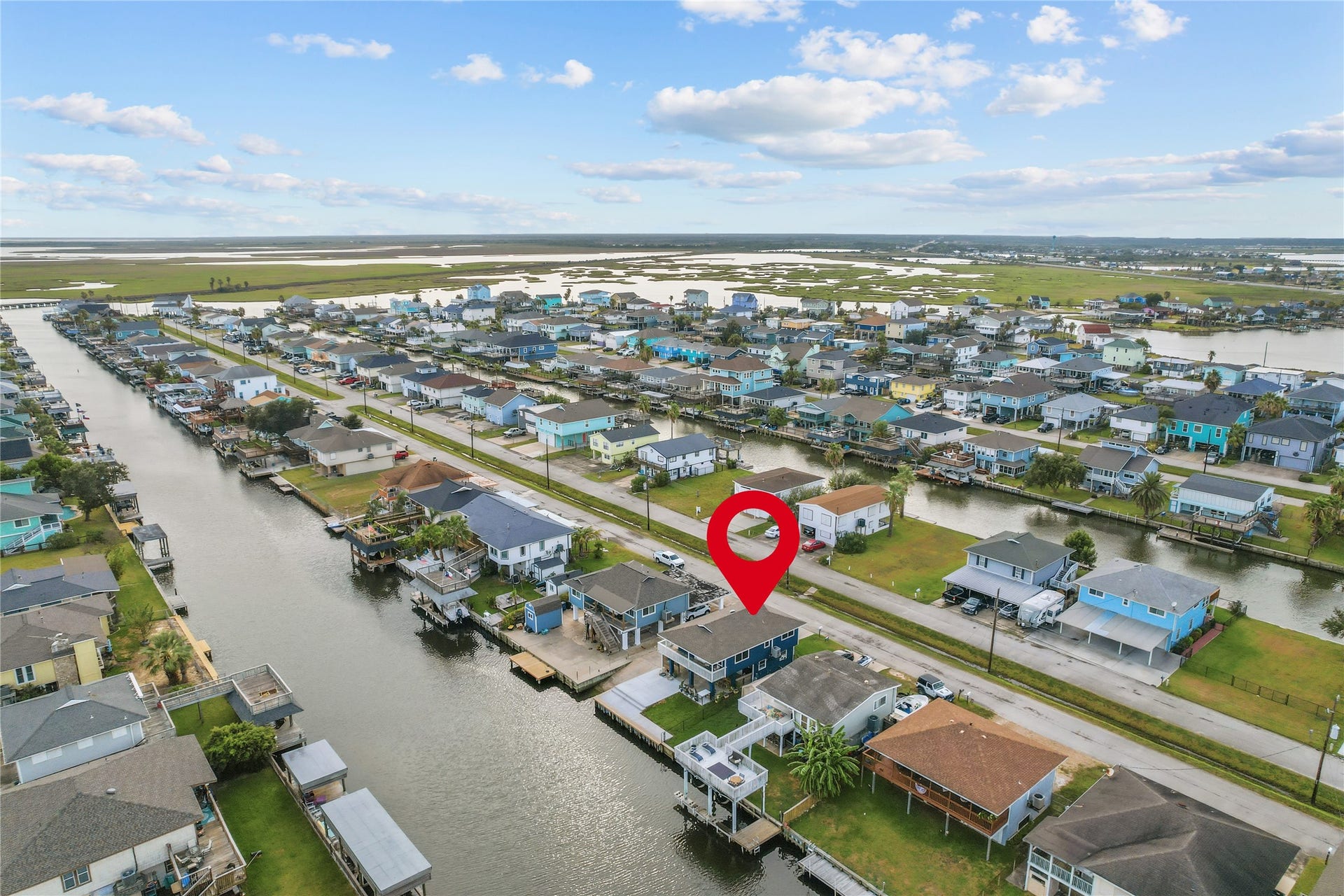 250 Barracuda Street, Bayou Vista, TX 77563 250 Barracuda Street, Bayou Vista, TX 77563