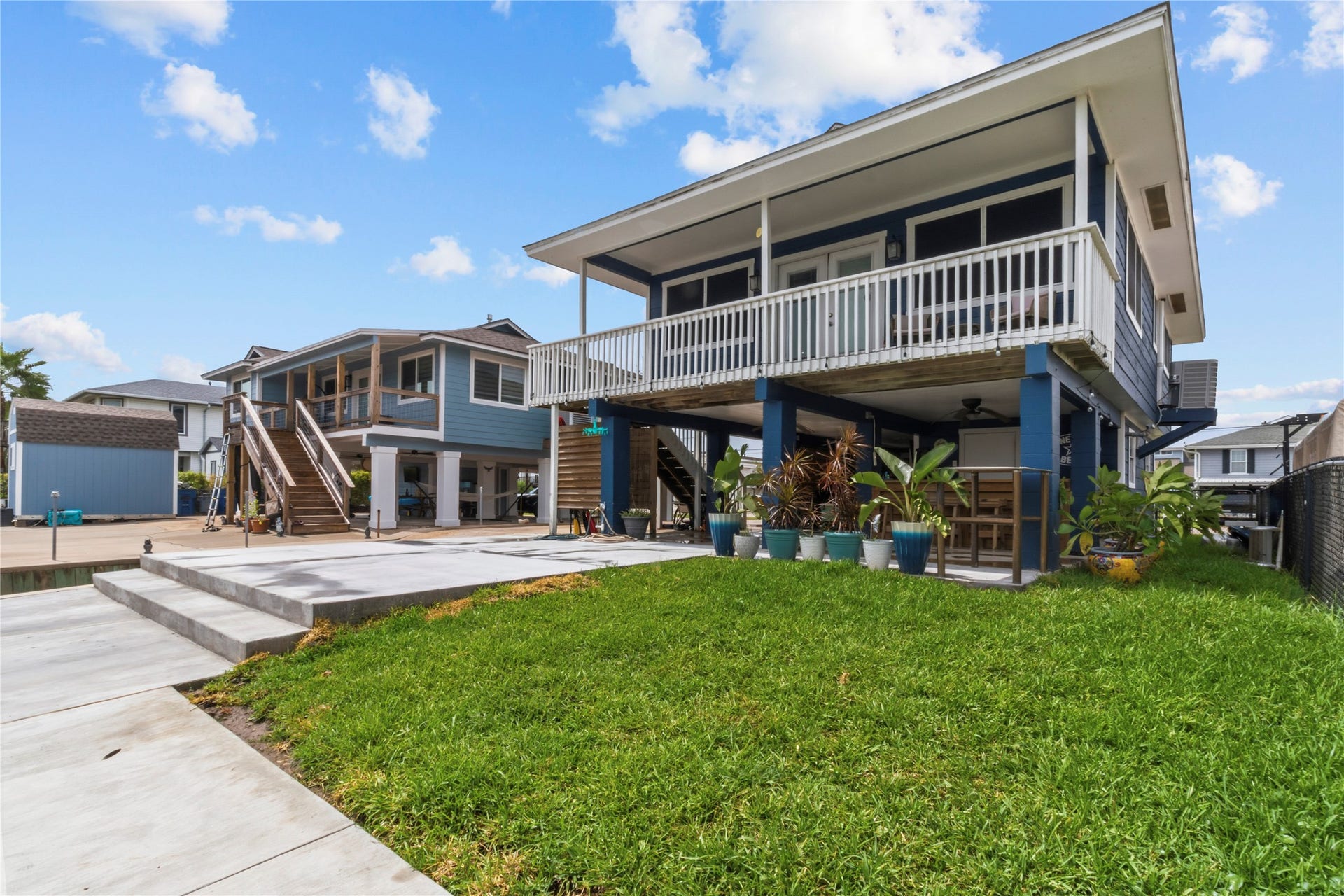 250 Barracuda Street, Bayou Vista, TX 77563 East facing waterfront home
