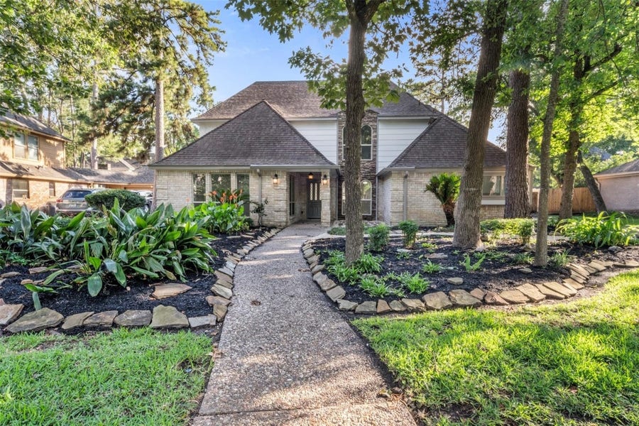 Property photo for 9543 Enstone Circle, Spring, TX