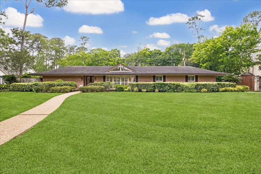 Property photo for 319 Tynebridge Lane, Houston, TX