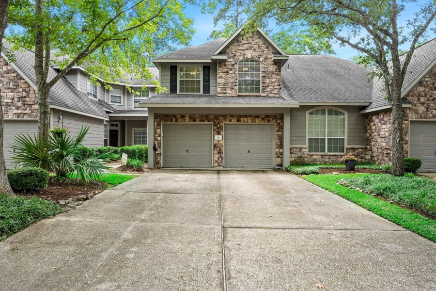 Property photo for 31 Endor Forest Place, The Woodlands, TX