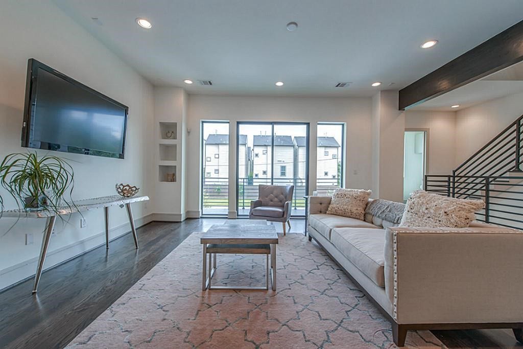 2516 Pease Street, Houston, TX 77003