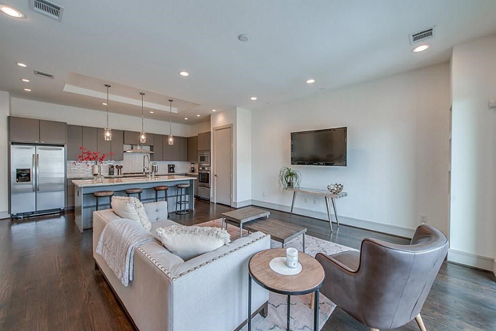 2516 Pease Street, Houston, TX 77003