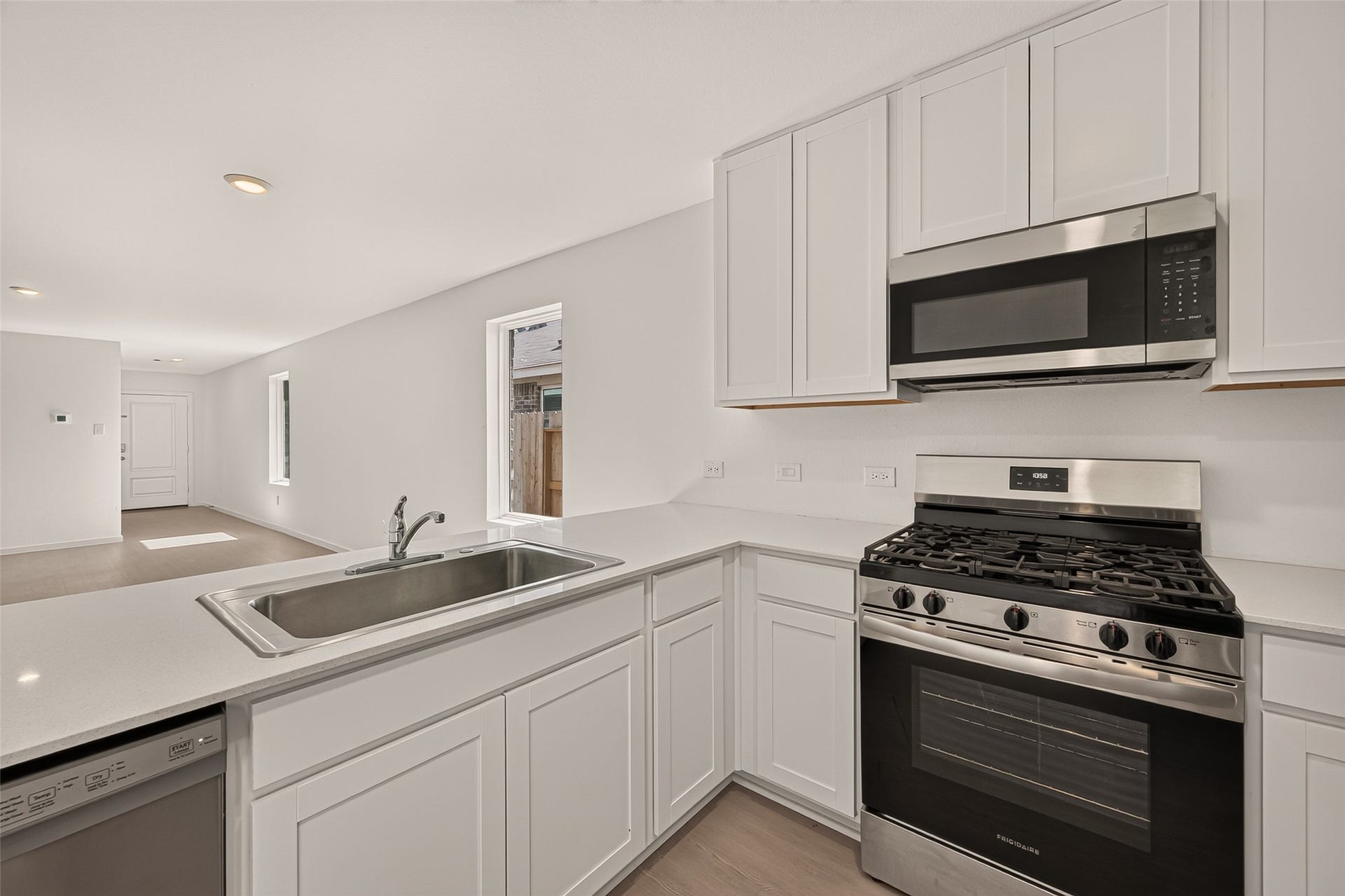 6143 Sunburst Scarlett Drive, Katy, TX 77493 6143 Sunburst Scarlett Drive, Katy, TX 77493