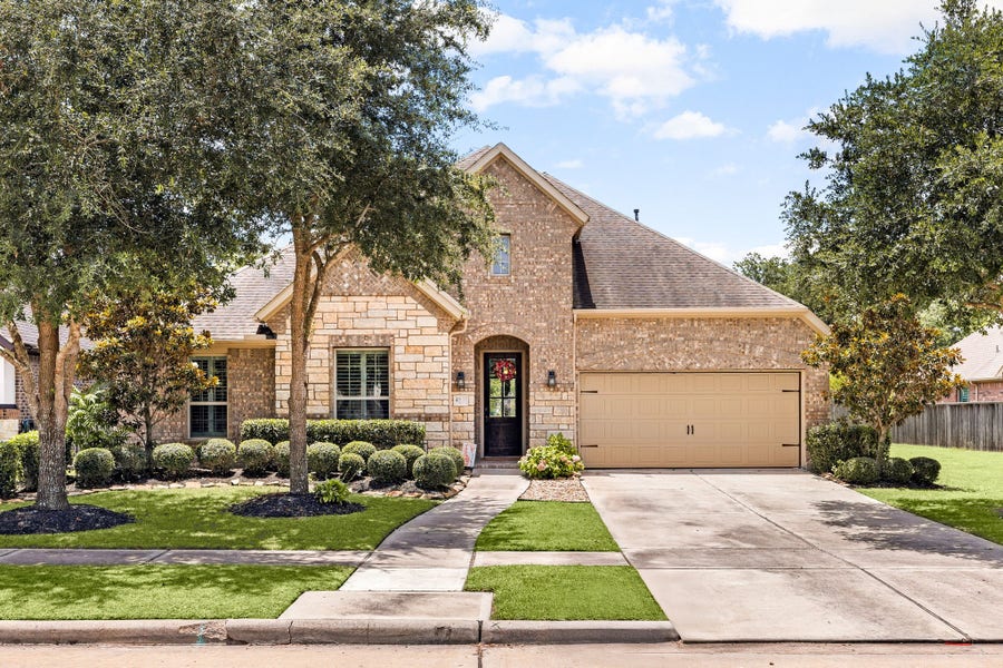 Property photo for 4831 Legend Creek Drive, Fulshear, TX