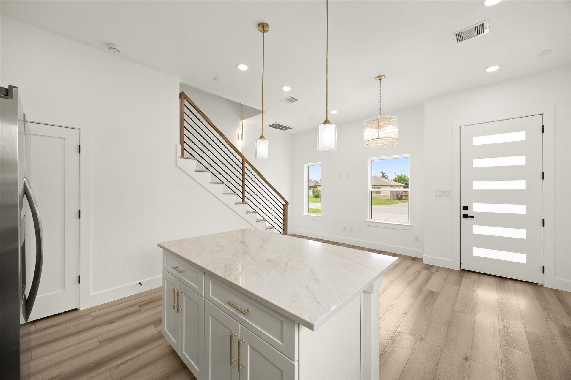 9011 Surry Street, Houston, TX 77028