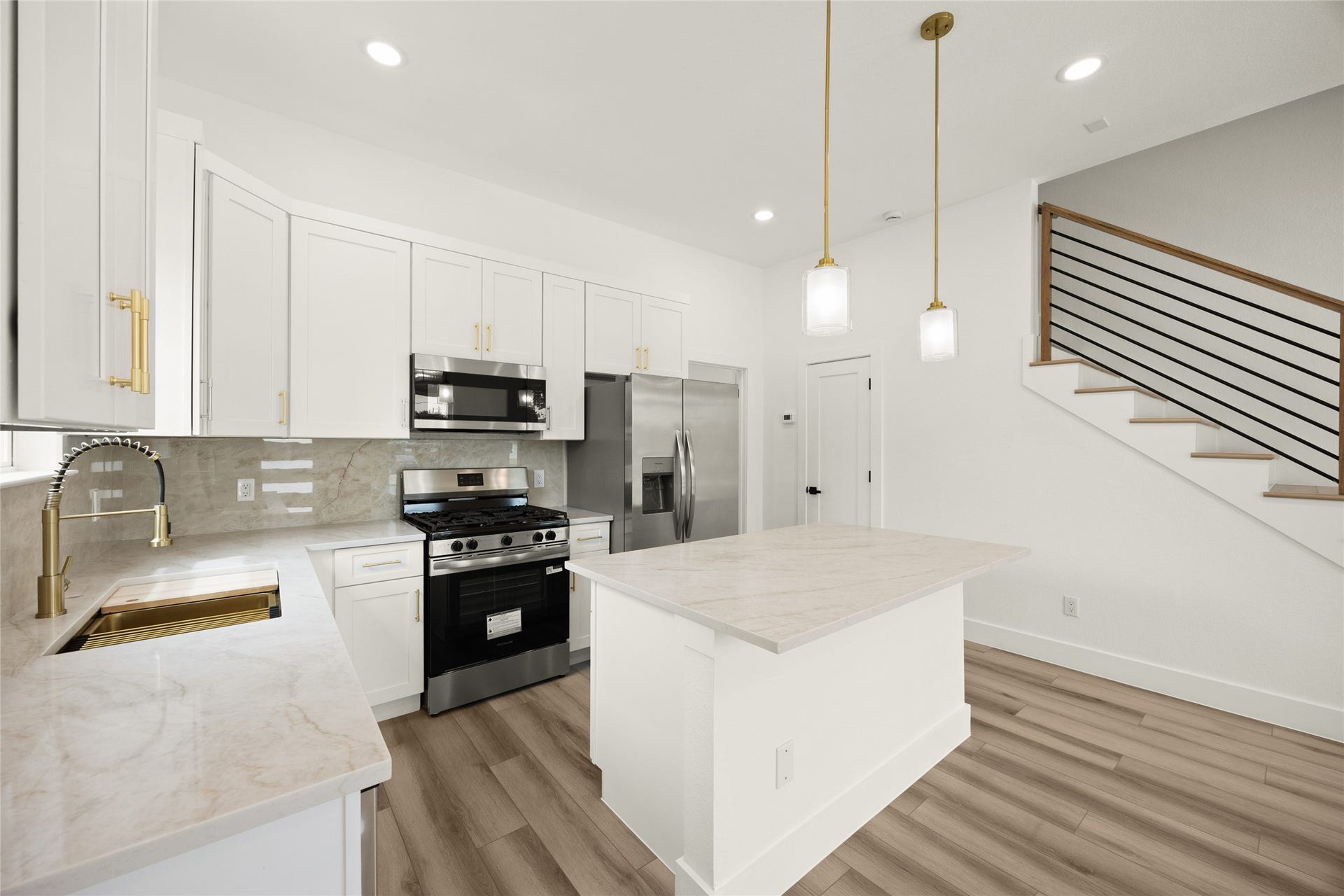 9011 Surry Street, Houston, TX 77028