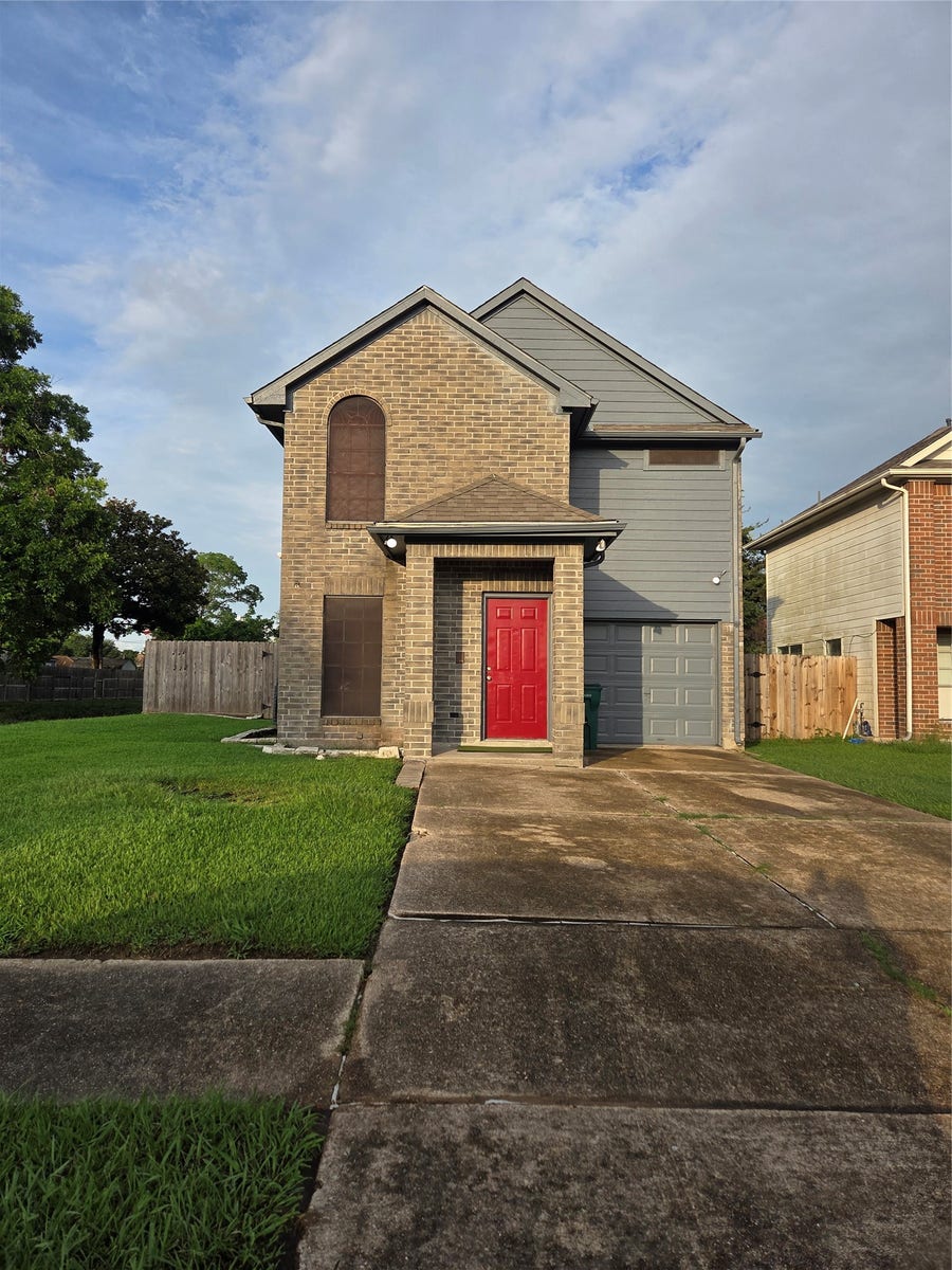 Property photo for 803 Whelton Drive, Pasadena, TX
