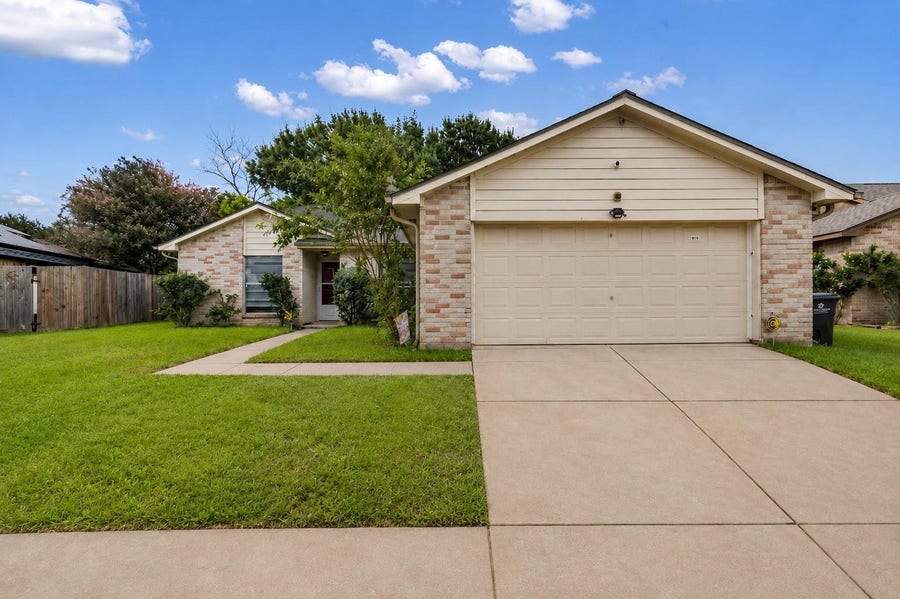 Property photo for 13915 Old Village Lane, Sugar Land, TX