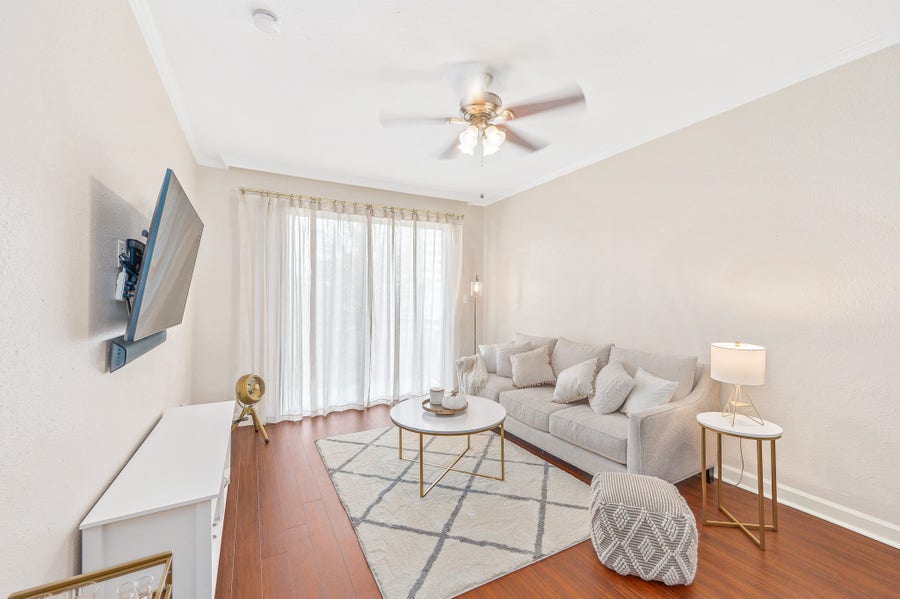 Property photo for 4515 Briar Hollow Place, #312, Houston, TX