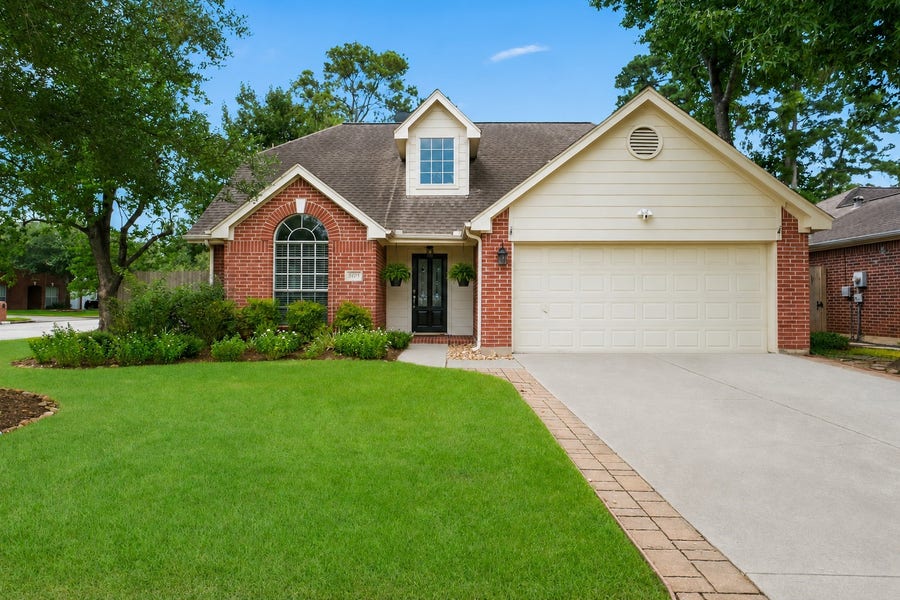 Property photo for 3403 Arromanches Lane, Spring, TX