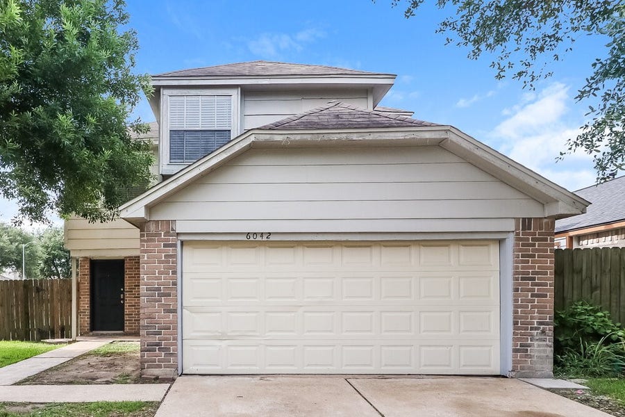 Property photo for 6042 Beaconridge Drive, Houston, TX
