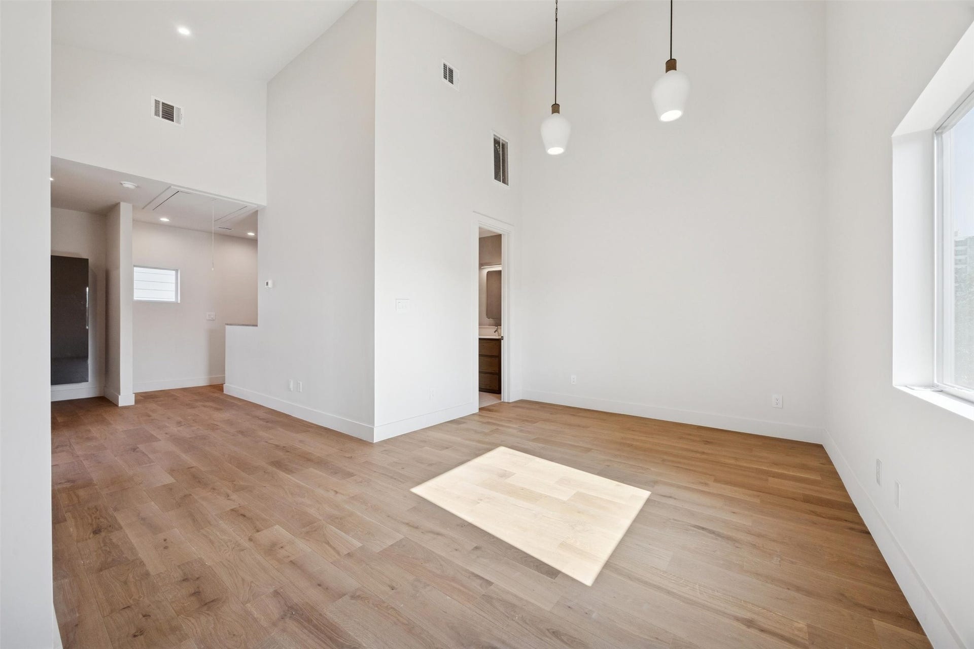 3514 Mount Vernon Street, Houston, TX 77006 3514 Mount Vernon Street, Houston, TX 77006