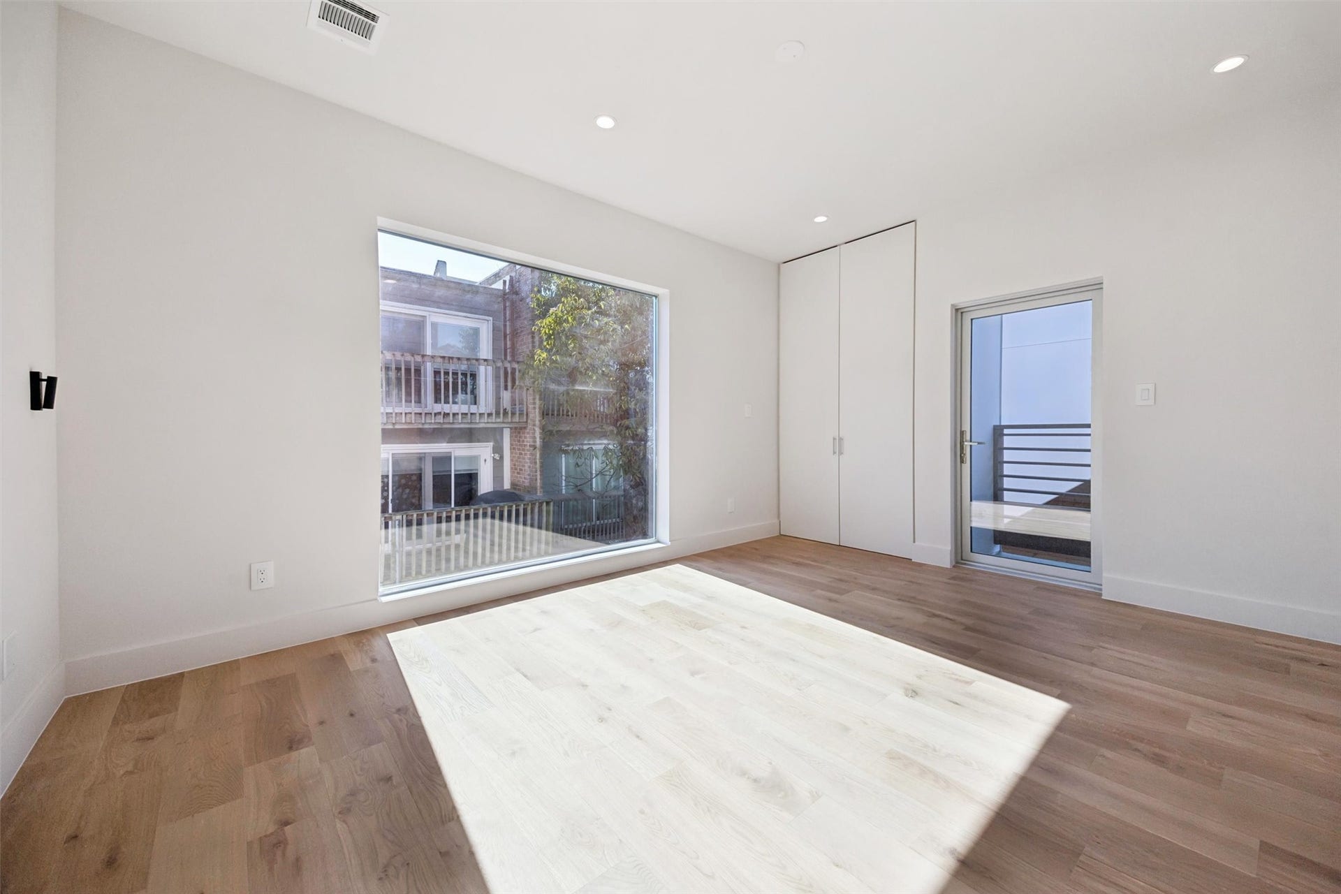 3514 Mount Vernon Street, Houston, TX 77006 Bedroom #3 on the 2nd floor.