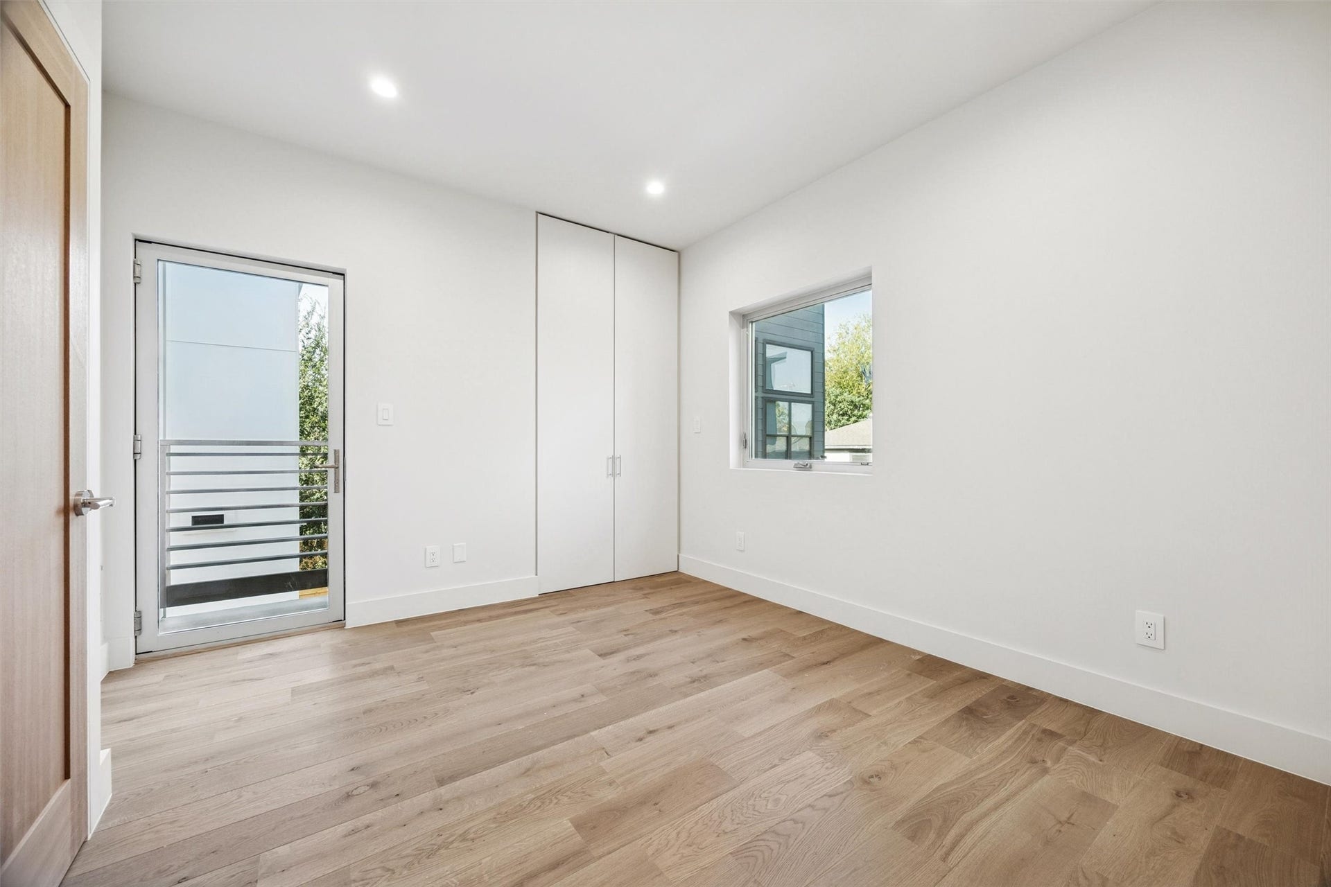 3514 Mount Vernon Street, Houston, TX 77006 Bedroom #2 on the 2nd floor.