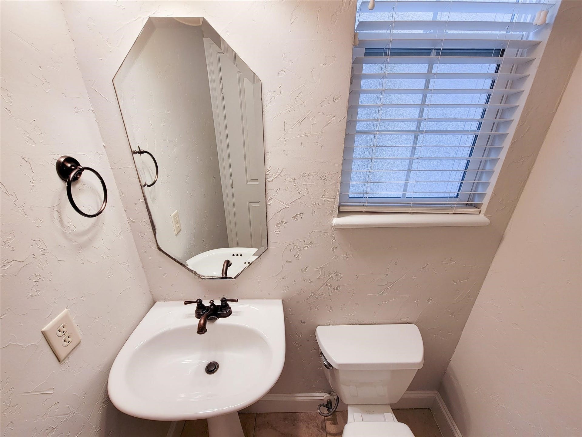 2418 Ralph Street, #A, Houston, TX 77006