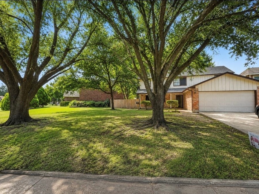 Property photo for 962 Sterling Green Drive S, Channelview, TX