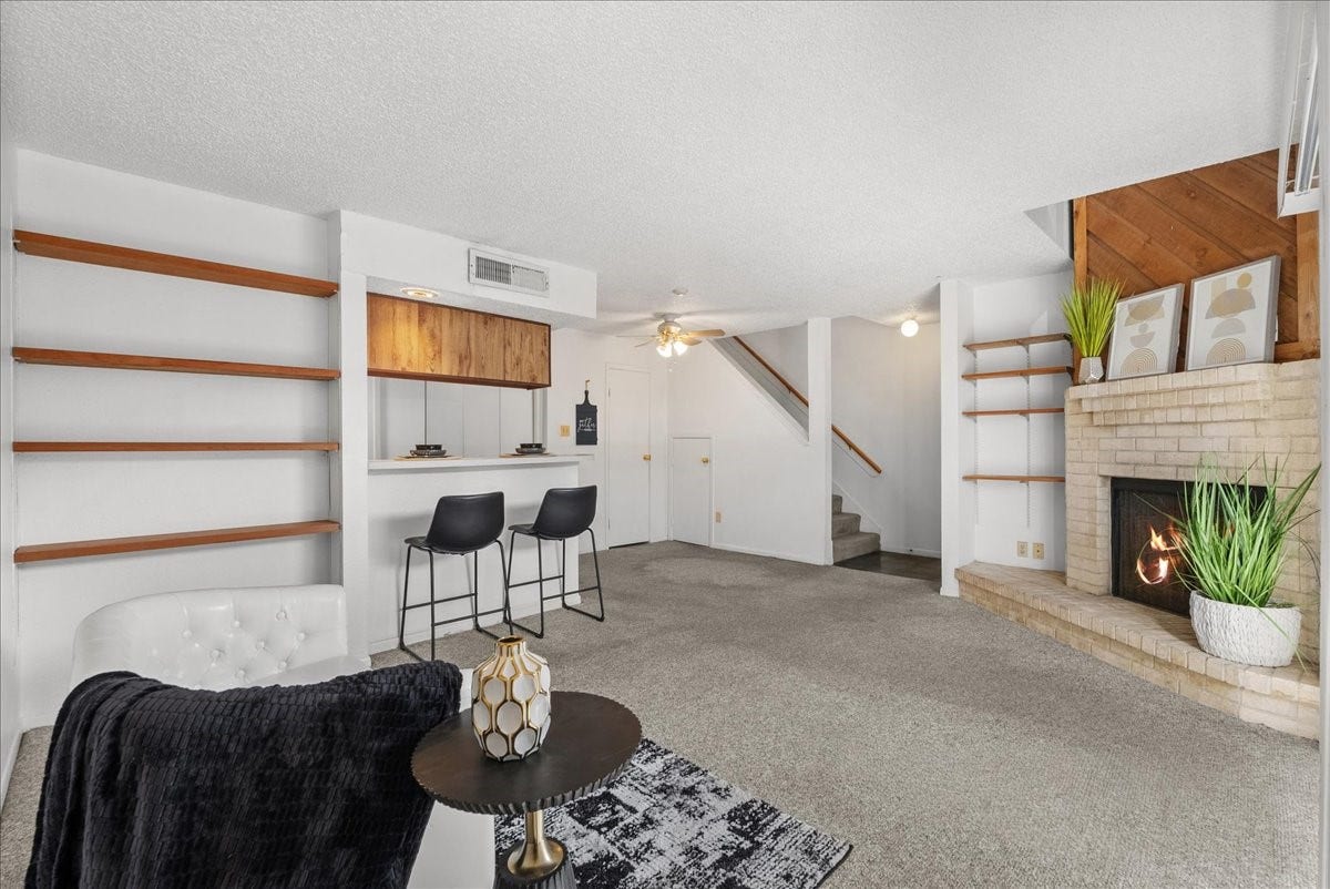 1900 Bay Area Boulevard, #C118, Houston, TX 77058 1900 Bay Area Boulevard, #C118, Houston, TX 77058