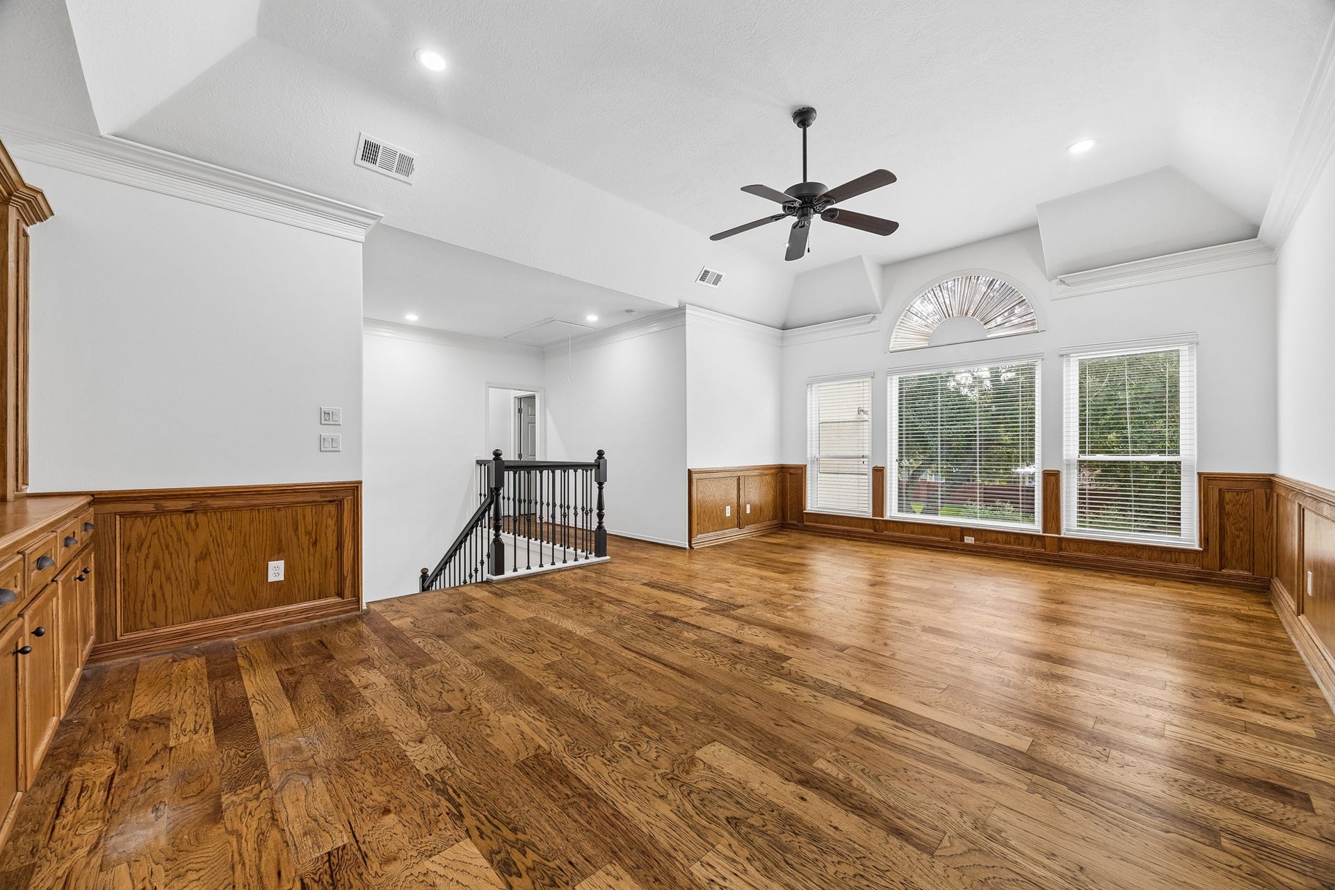 19 Clear Springs Court, Sugar Land, TX 77479 19 Clear Springs Court, Sugar Land, TX 77479