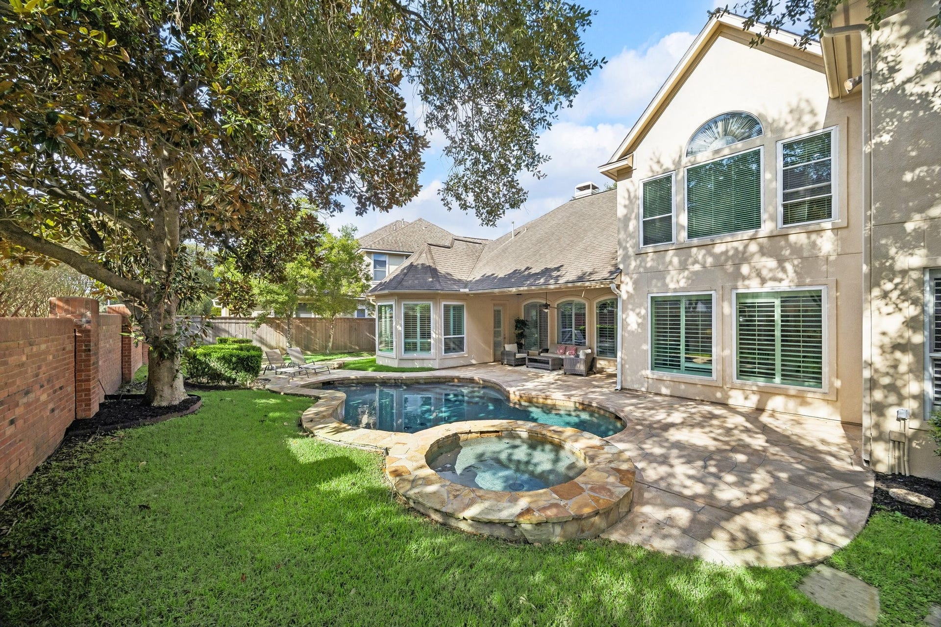 19 Clear Springs Court, Sugar Land, TX 77479 19 Clear Springs Court, Sugar Land, TX 77479
