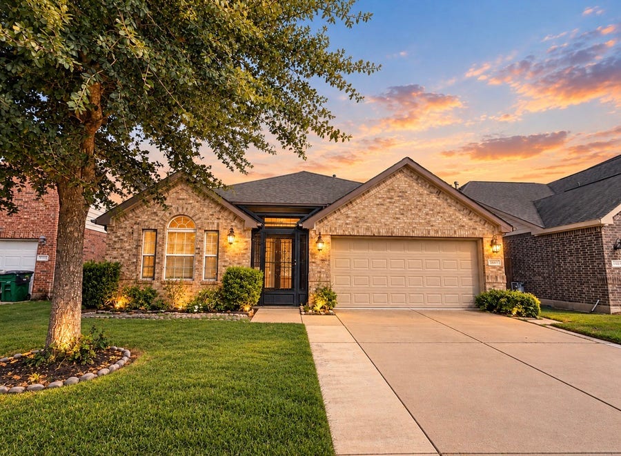 Property photo for 10811 Wall Fern Way, Houston, TX