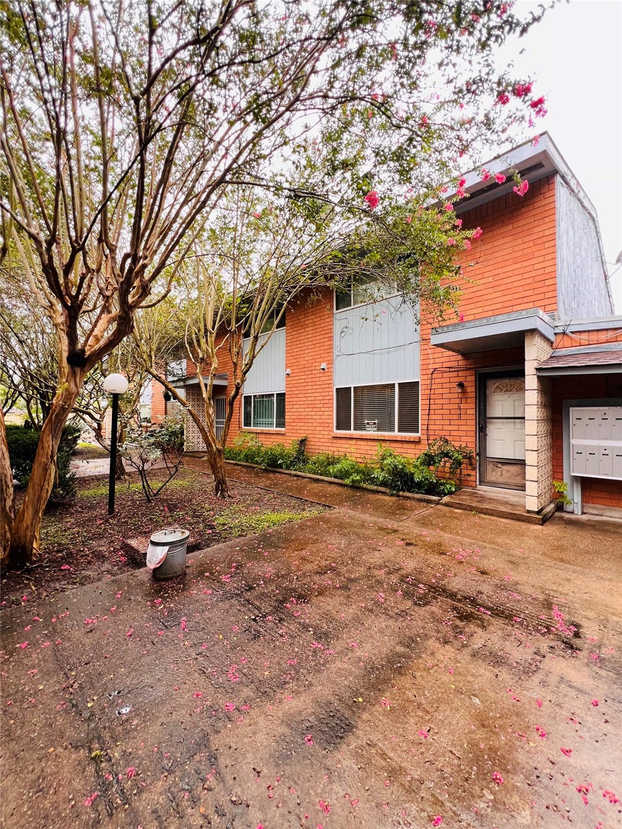 Property photo for 5538 Holly Street, #311, Houston, TX
