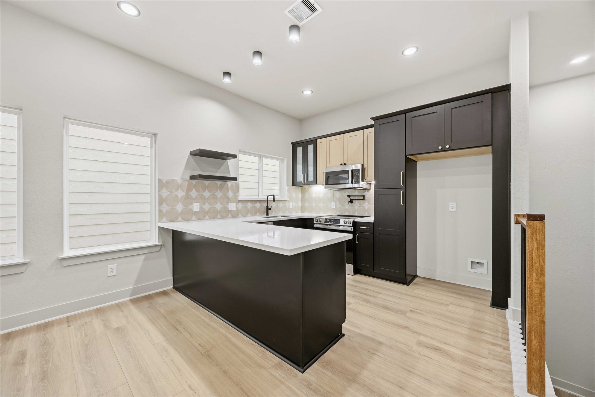 9725 Turnbow A and B, Houston, TX 77029 9725 Turnbow A and B, Houston, TX 77029