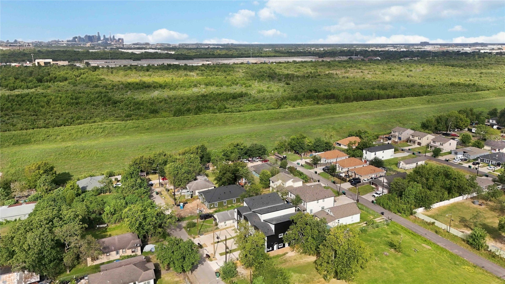 9725 Turnbow A and B, Houston, TX 77029 9725 Turnbow A and B, Houston, TX 77029