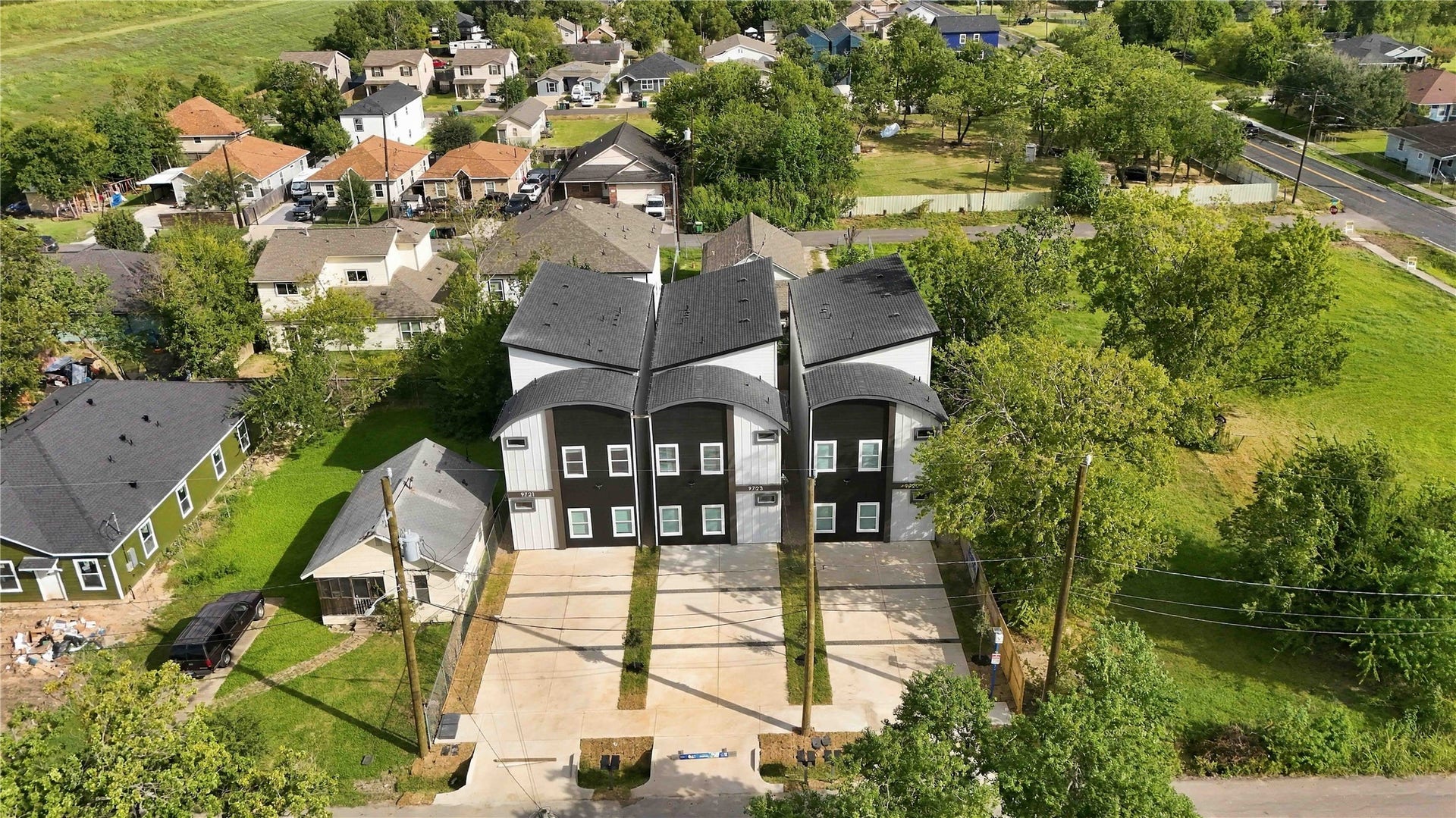 9725 Turnbow A and B, Houston, TX 77029 9725 Turnbow A and B, Houston, TX 77029