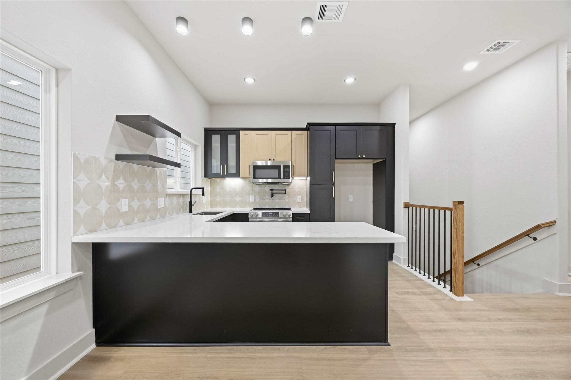 9725 Turnbow A and B, Houston, TX 77029 9725 Turnbow A and B, Houston, TX 77029