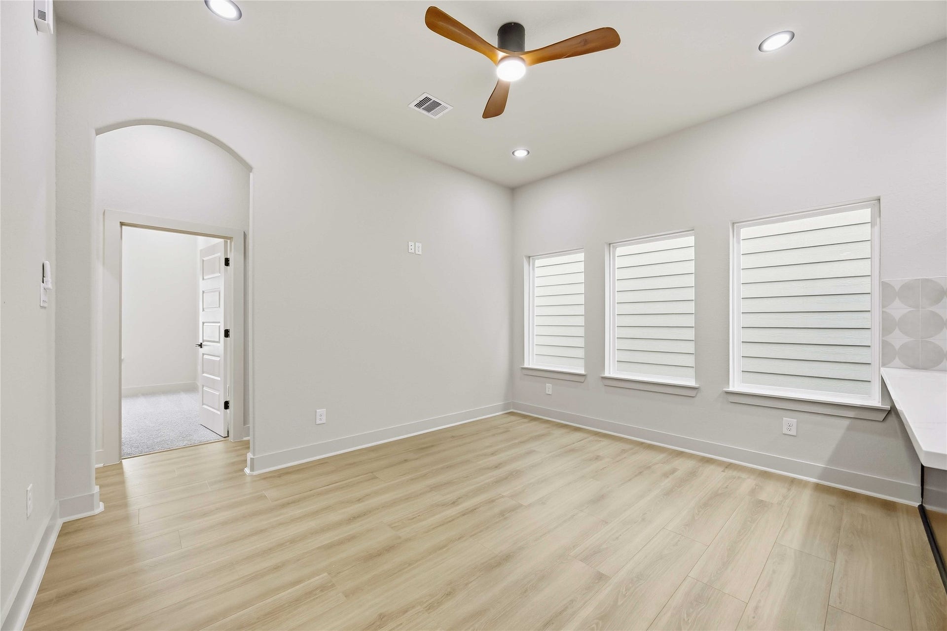 9725 Turnbow A and B, Houston, TX 77029 9725 Turnbow A and B, Houston, TX 77029