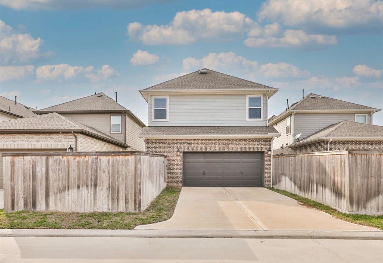 2206 Bridgeport Path Drive, Missouri City, TX 77459 2206 Bridgeport Path Drive, Missouri City, TX 77459