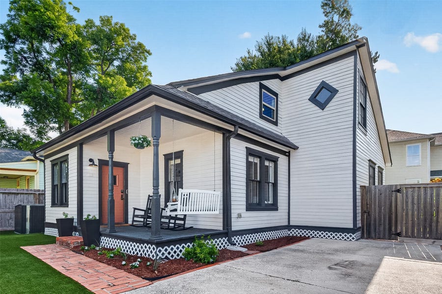 Property photo for 904 Arlington Street, Houston, TX