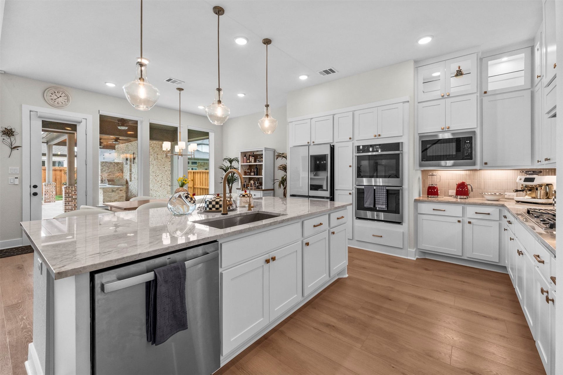 28033 Pebble Park Drive, Spring, TX 77386 28033 Pebble Park Drive, Spring, TX 77386