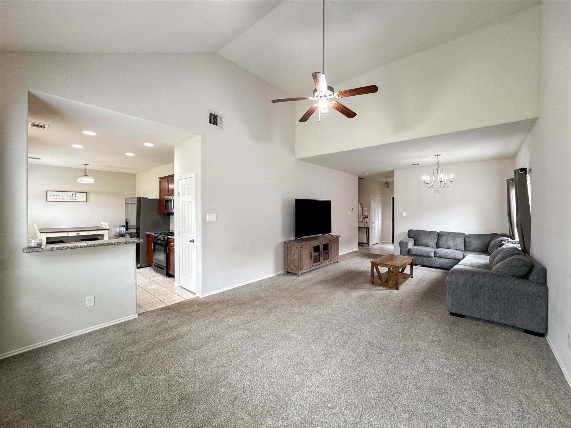 3041 Boxwood Springs Lane, Dickinson, TX 77539 3041 Boxwood Springs Lane, Dickinson, TX 77539