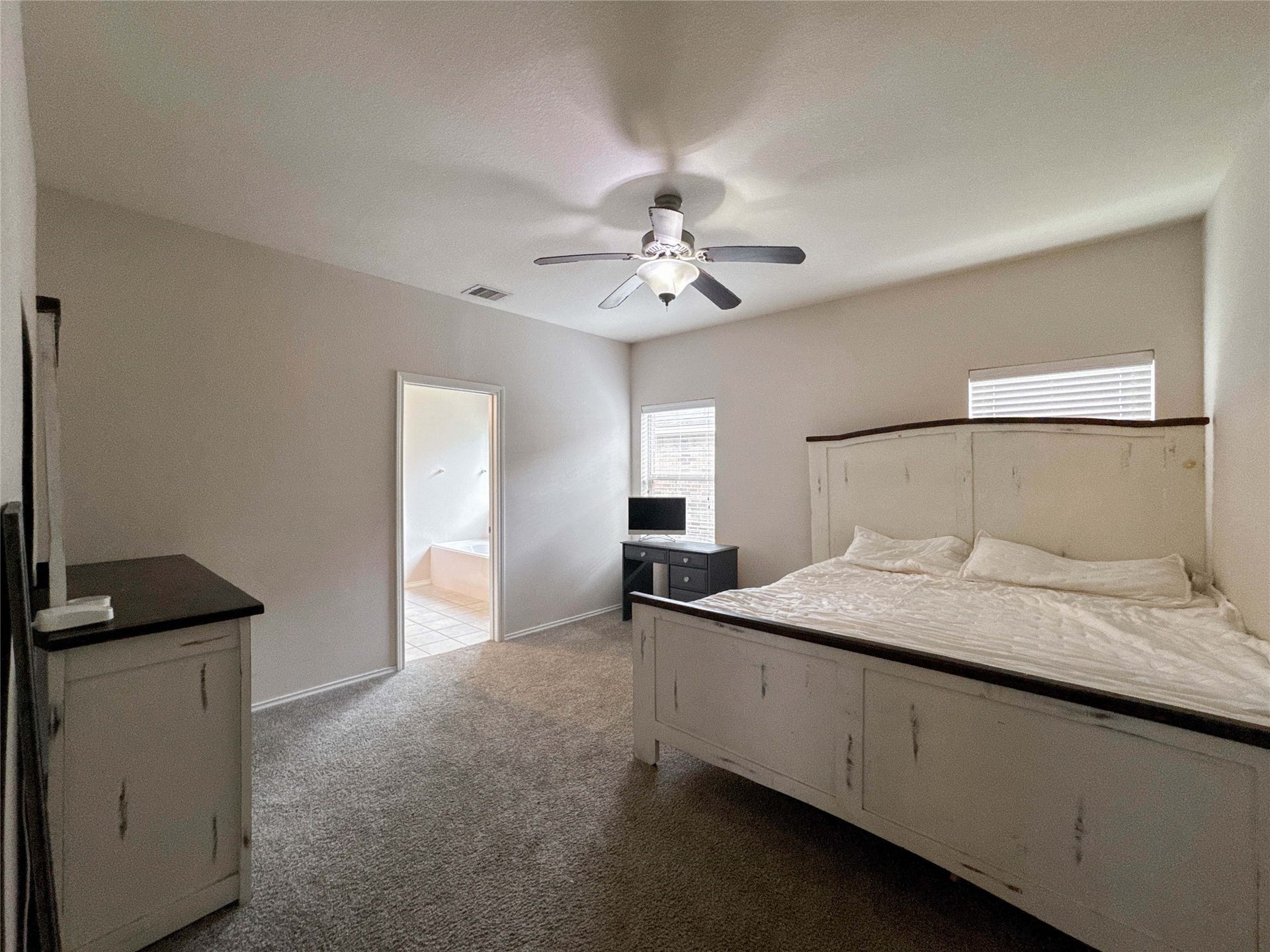 3041 Boxwood Springs Lane, Dickinson, TX 77539 3041 Boxwood Springs Lane, Dickinson, TX 77539