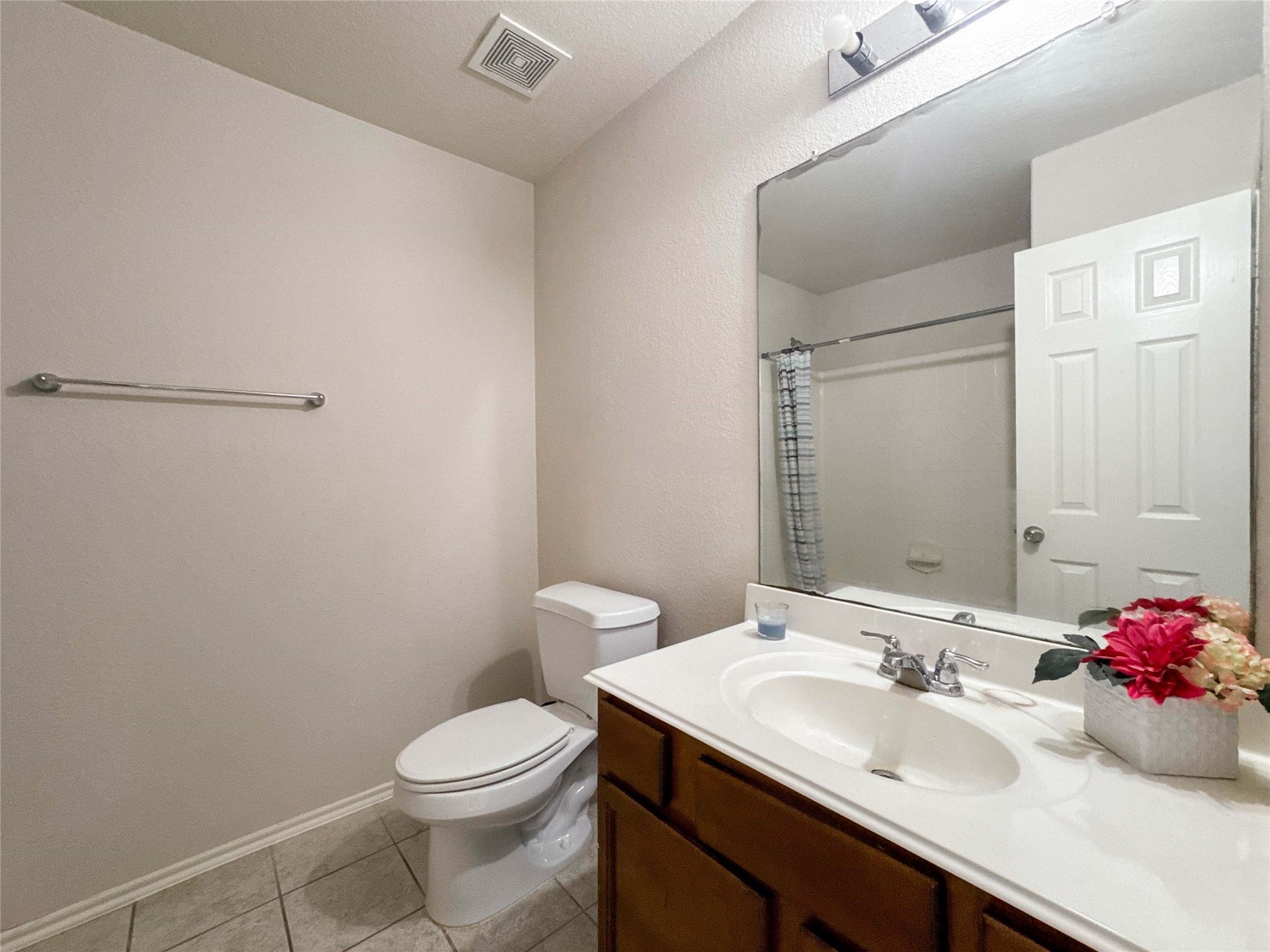 3041 Boxwood Springs Lane, Dickinson, TX 77539 3041 Boxwood Springs Lane, Dickinson, TX 77539