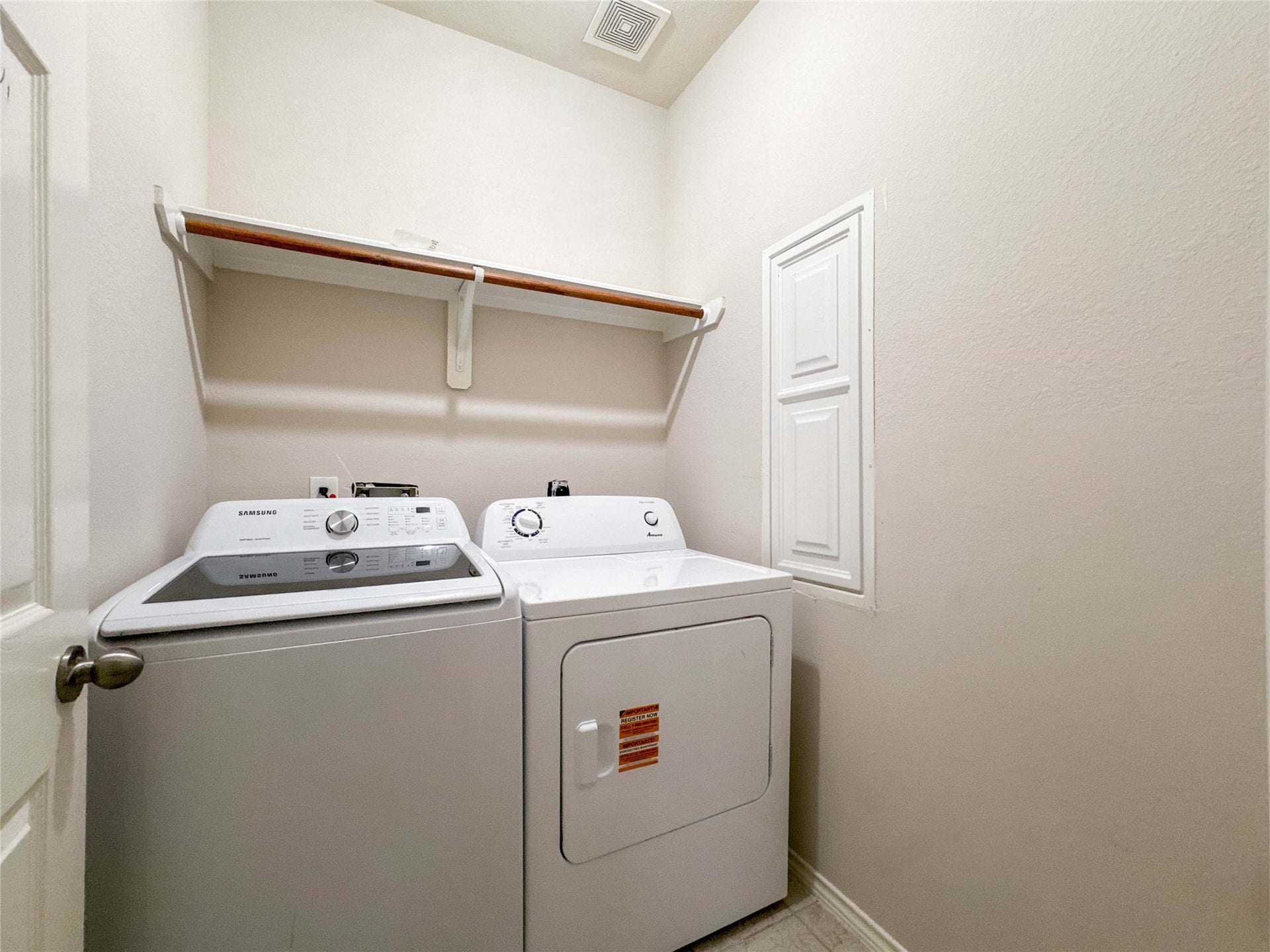 3041 Boxwood Springs Lane, Dickinson, TX 77539 3041 Boxwood Springs Lane, Dickinson, TX 77539