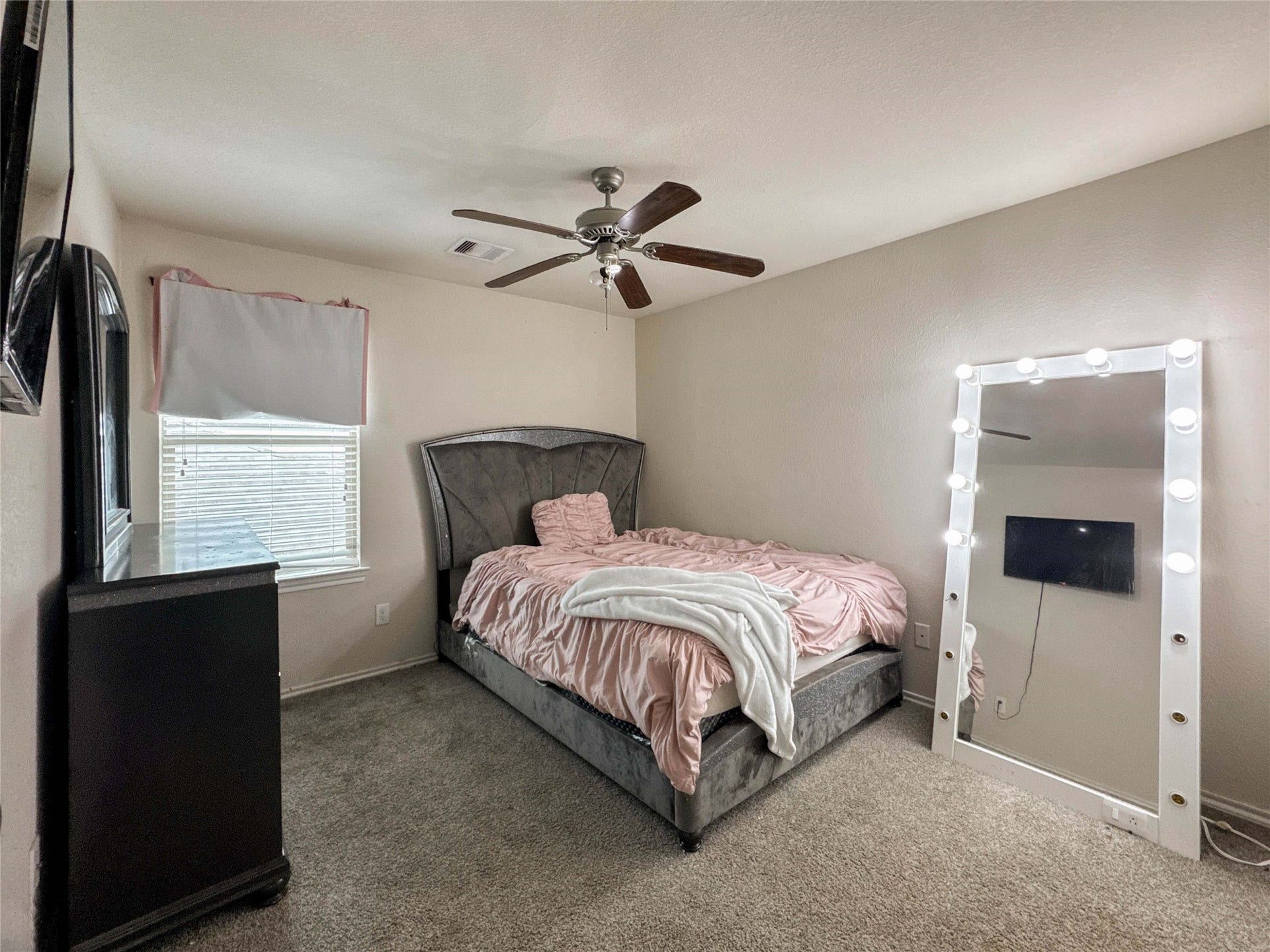 3041 Boxwood Springs Lane, Dickinson, TX 77539 3041 Boxwood Springs Lane, Dickinson, TX 77539