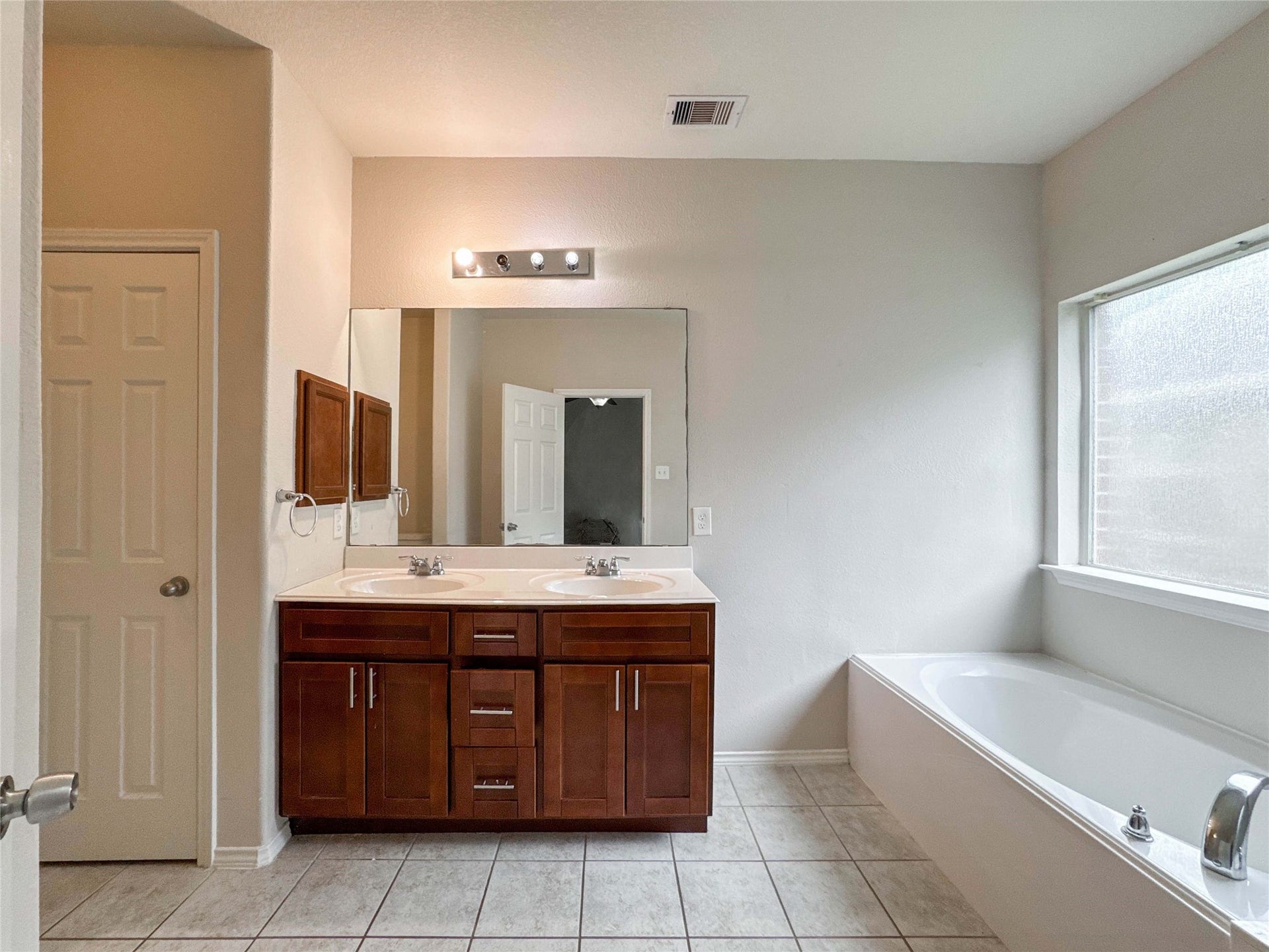 3041 Boxwood Springs Lane, Dickinson, TX 77539 3041 Boxwood Springs Lane, Dickinson, TX 77539