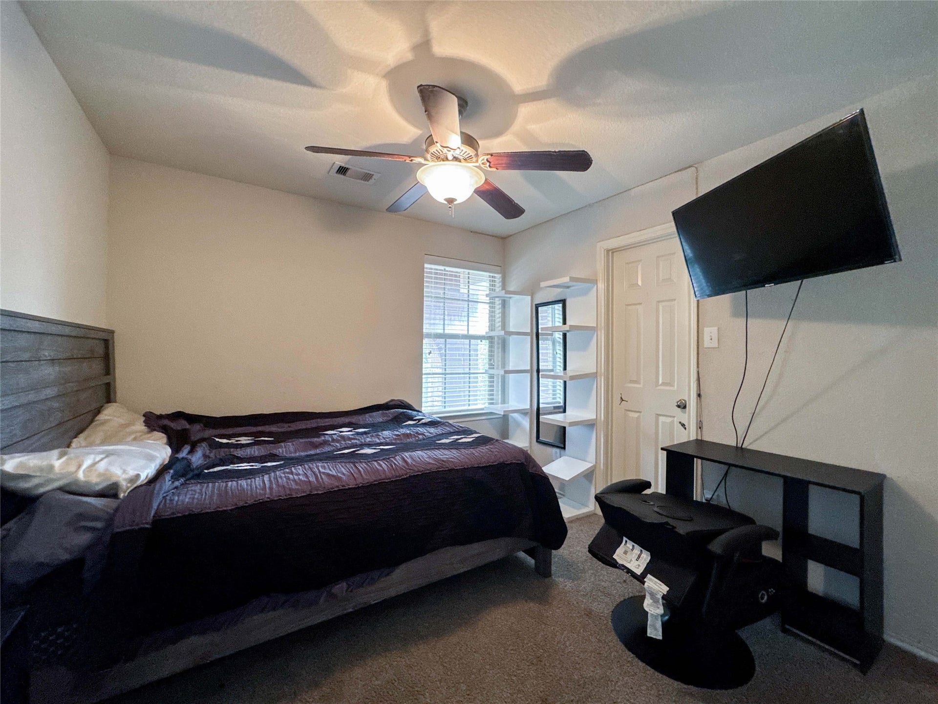 3041 Boxwood Springs Lane, Dickinson, TX 77539 3041 Boxwood Springs Lane, Dickinson, TX 77539