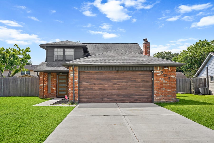 Property photo for 707 Land Grant Drive, Richmond, TX