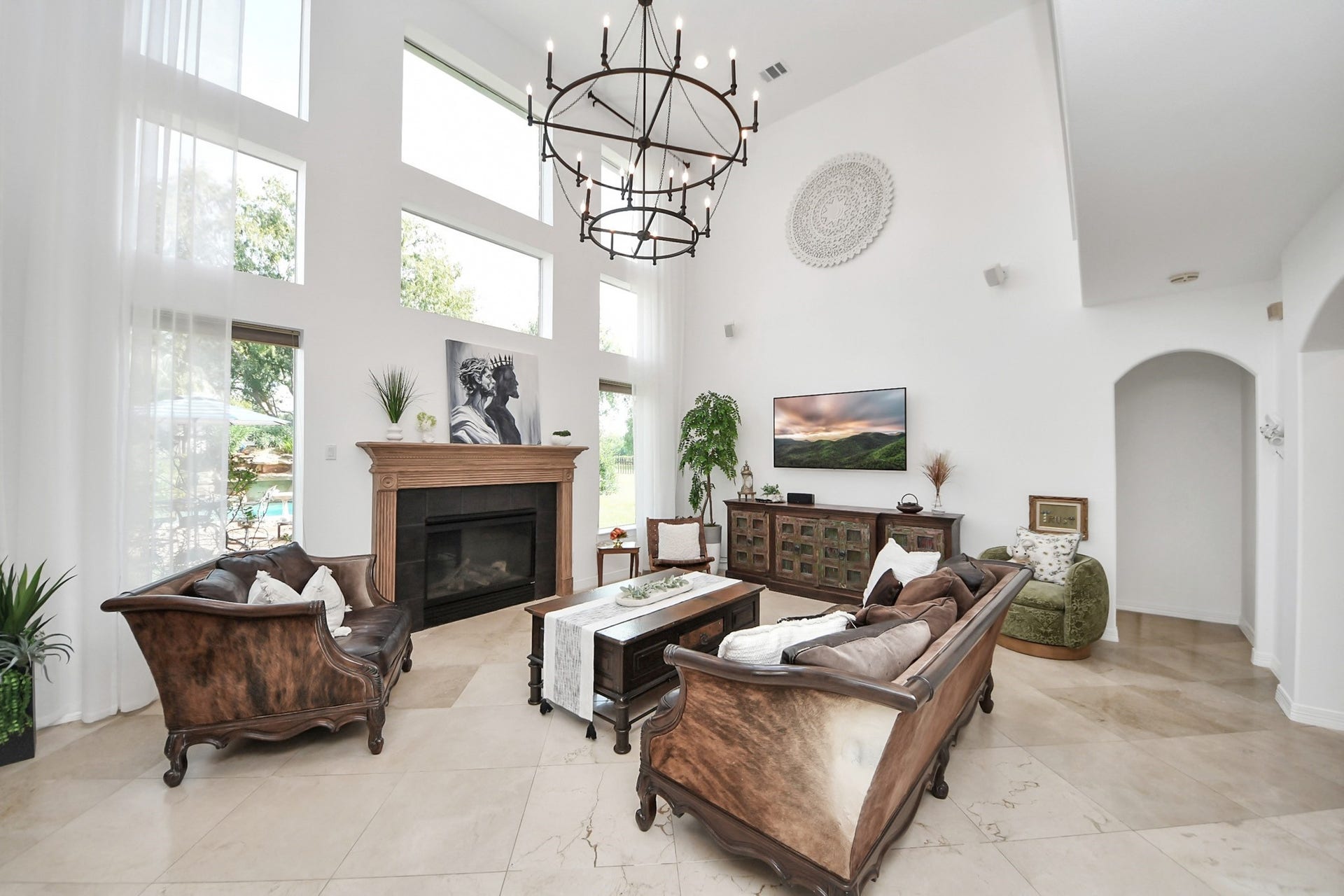 3903 Indian Point, Missouri City, TX 77459 Family room with tall ceilings, plentiful light, and a gorgeous view of the back yard resort