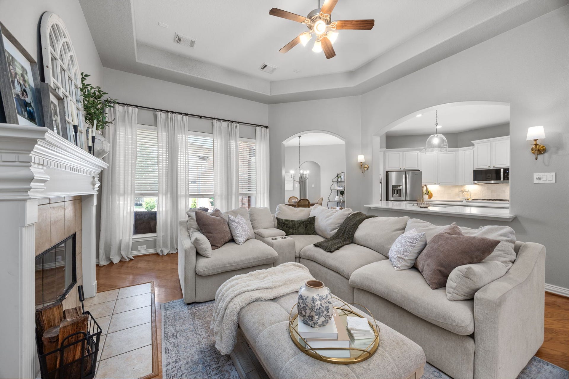 26823 Sandy Arbor Lane, Katy, TX 77494 Designed for everyday living and entertaining, the family room connects to the rest of the home while still maintaining definition between each space.