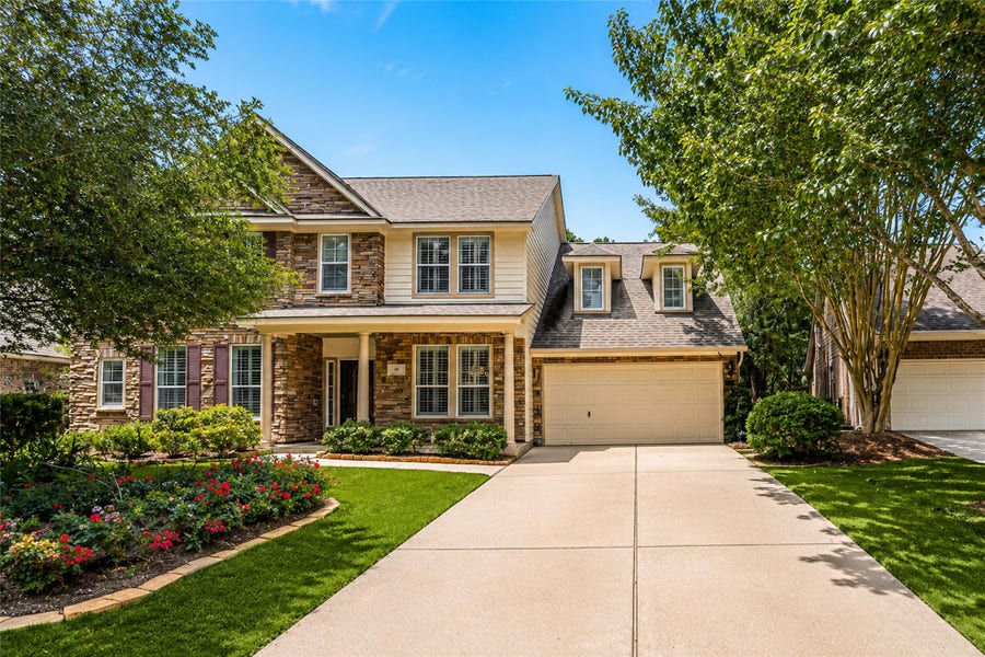 Property photo for 10 Latticeleaf Place, The Woodlands, TX
