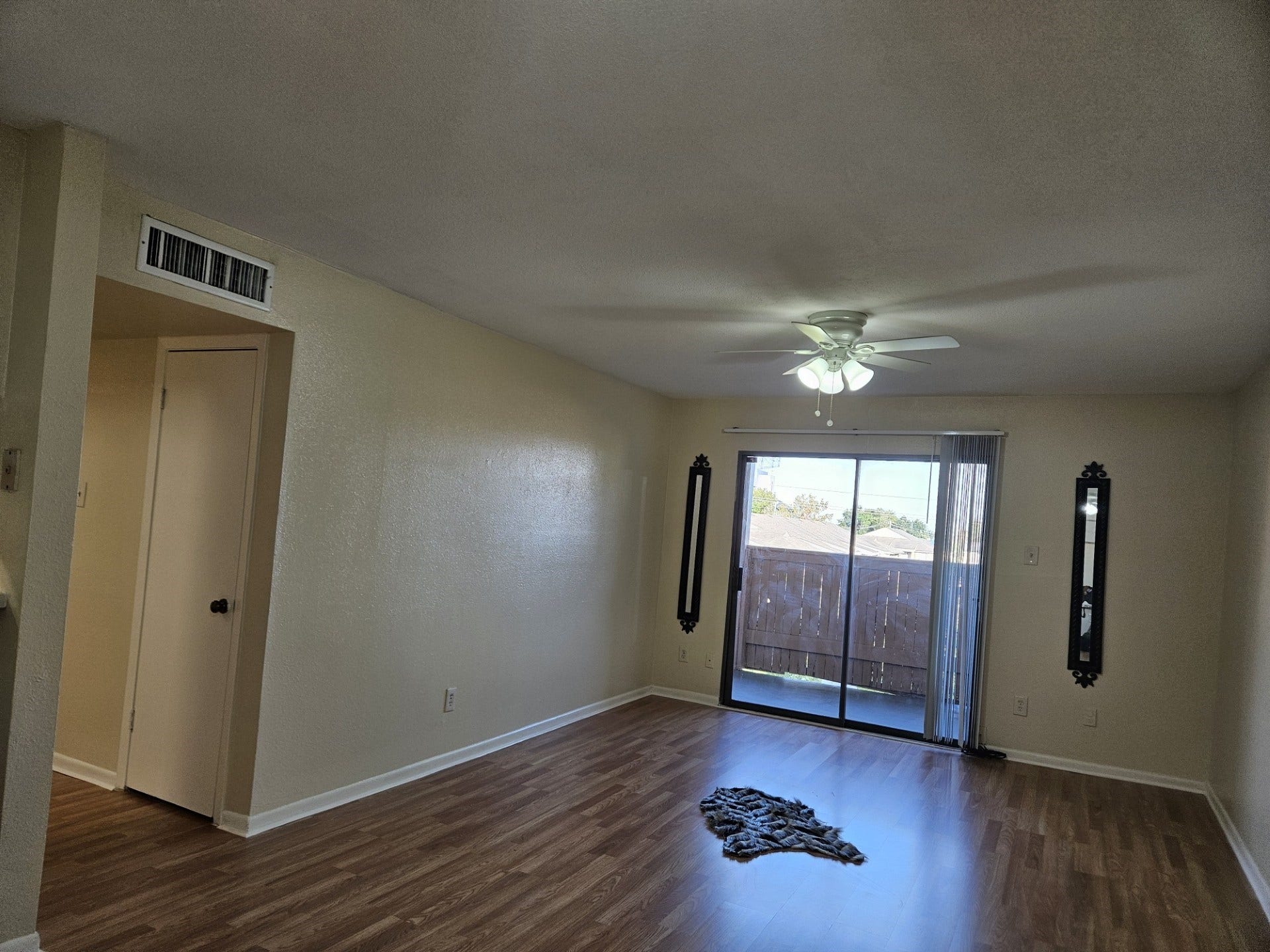 8433 Hearth Drive, #38, Houston, TX 77054 8433 Hearth Drive, #38, Houston, TX 77054