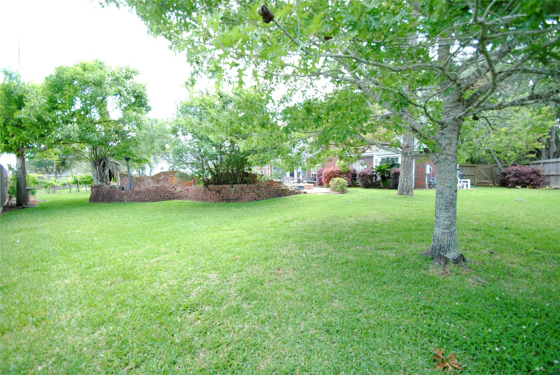 4110 Alice Drive, Sugar Land, TX 77478 4110 Alice Drive, Sugar Land, TX 77478
