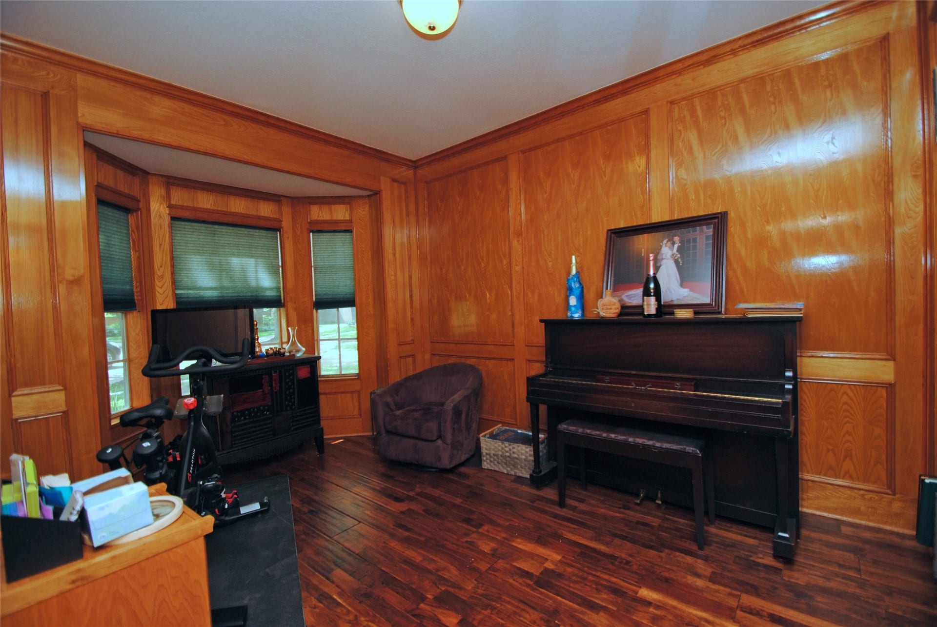 4110 Alice Drive, Sugar Land, TX 77478 4110 Alice Drive, Sugar Land, TX 77478